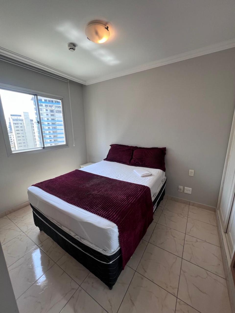 Paulista Apartamento *